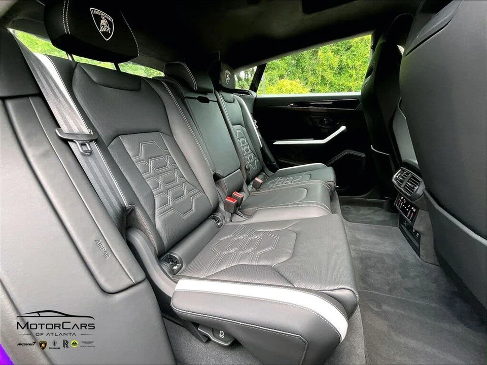 2026 Lamborghini Urus SE - Image 23 of 30