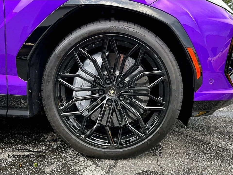 2026 Lamborghini Urus SE - Image 30 of 30