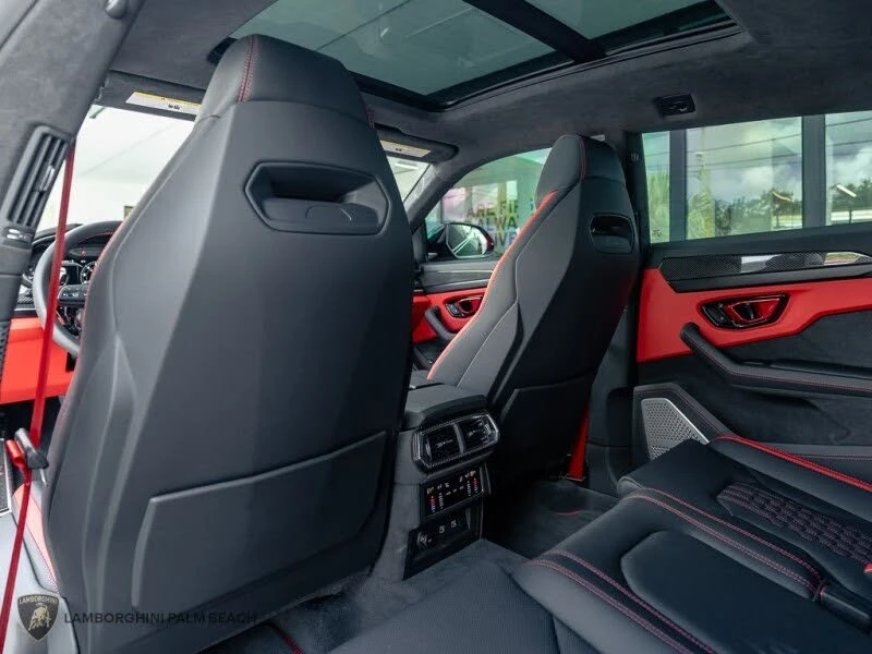 2026 Lamborghini Urus SE - Image 24 of 28