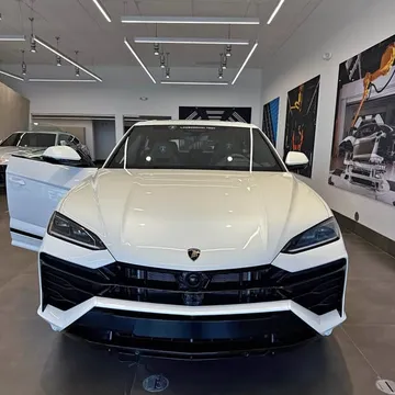 2026 Lamborghini Urus SE