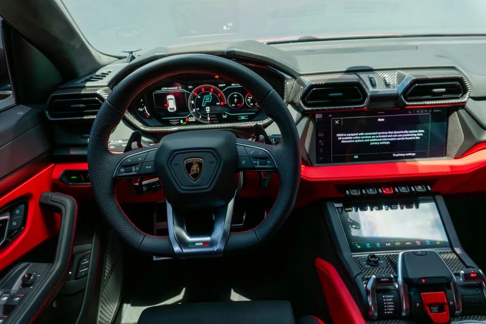 2026 Lamborghini Urus SE - Image 20 of 20
