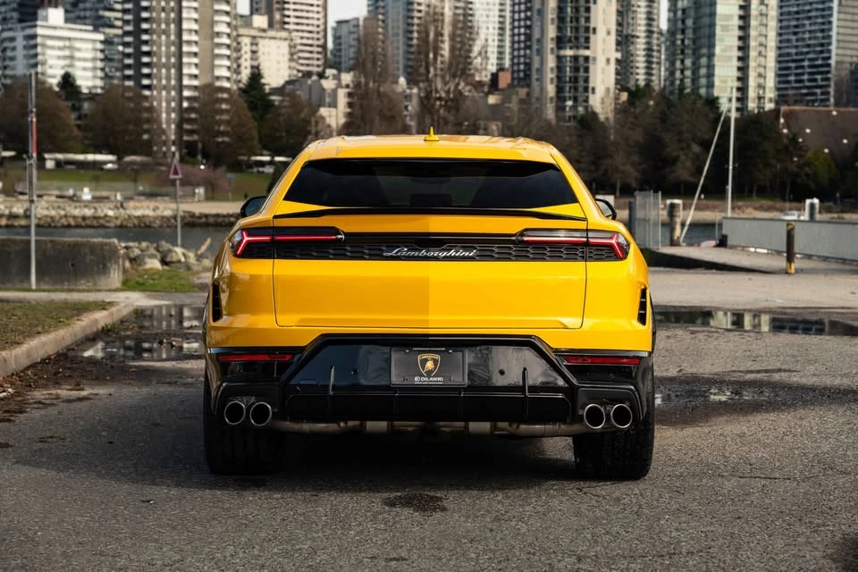 2026 Lamborghini Urus SE - Image 6 of 12