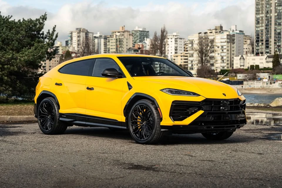 2026 Lamborghini Urus SE - Image 3 of 12