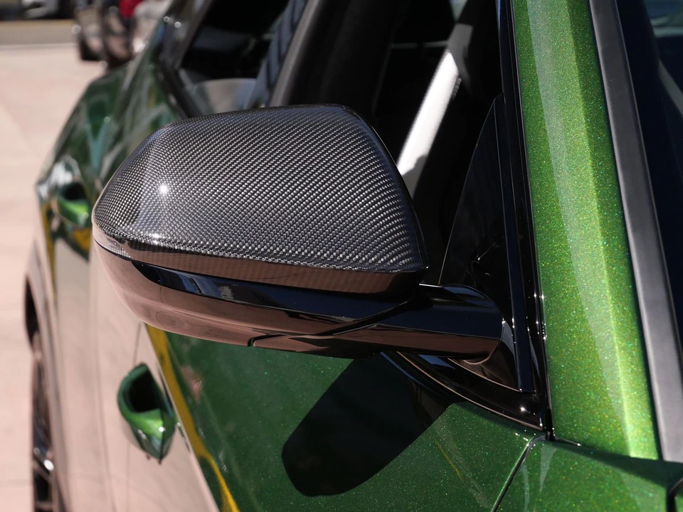 2026 Lamborghini Urus SE - Image 29 of 31