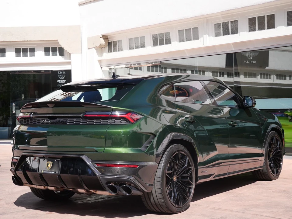 2026 Lamborghini Urus SE - Image 3 of 31
