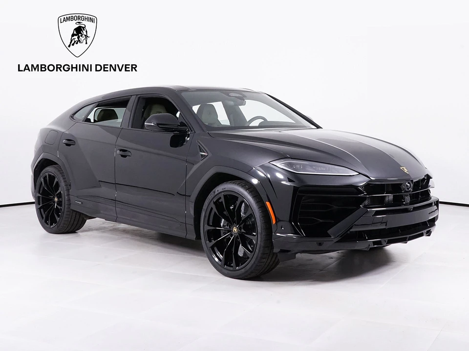 2026 Lamborghini Urus SE - Image 10 of 31
