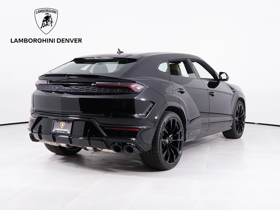 2026 Lamborghini Urus SE - Image 8 of 31