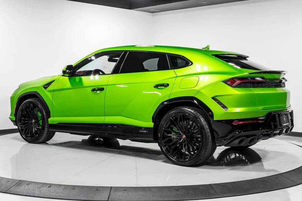 2026 Lamborghini Urus SE - Image 5 of 31