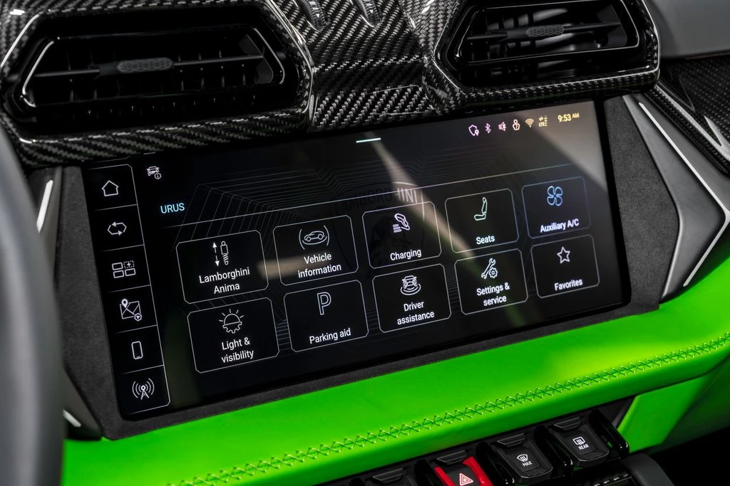 2026 Lamborghini Urus SE - Image 24 of 31