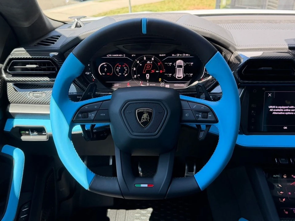 2026 Lamborghini Urus SE - Image 16 of 21