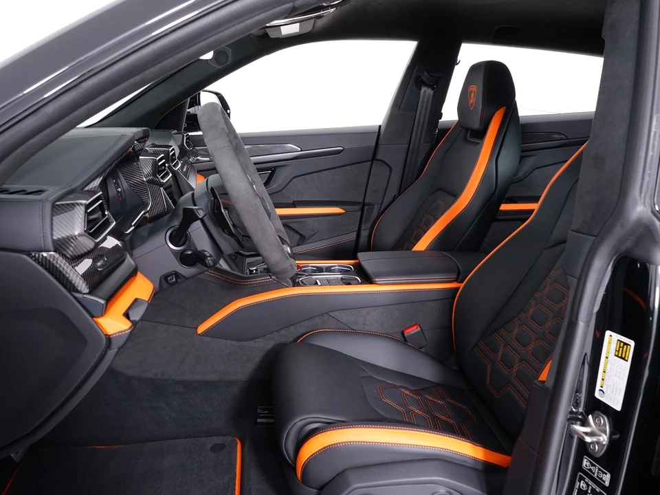 2026 Lamborghini Urus SE - Image 4 of 31