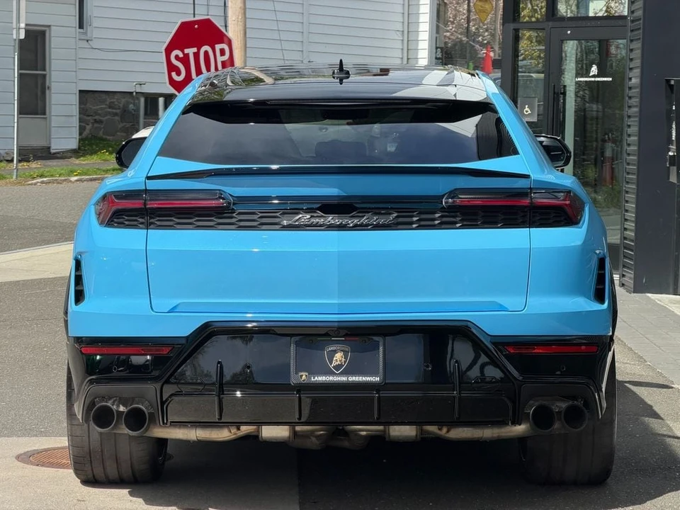 2026 Lamborghini Urus SE - Image 4 of 23