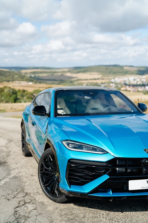 2026 Lamborghini Urus SE - Image 25 of 31