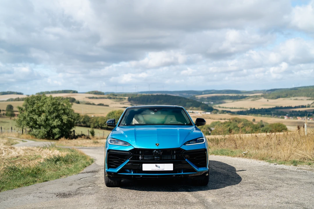 2026 Lamborghini Urus SE - Image 9 of 31