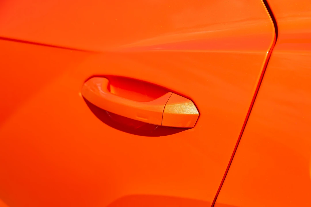 2026 Lamborghini Urus SE - Image 19 of 31