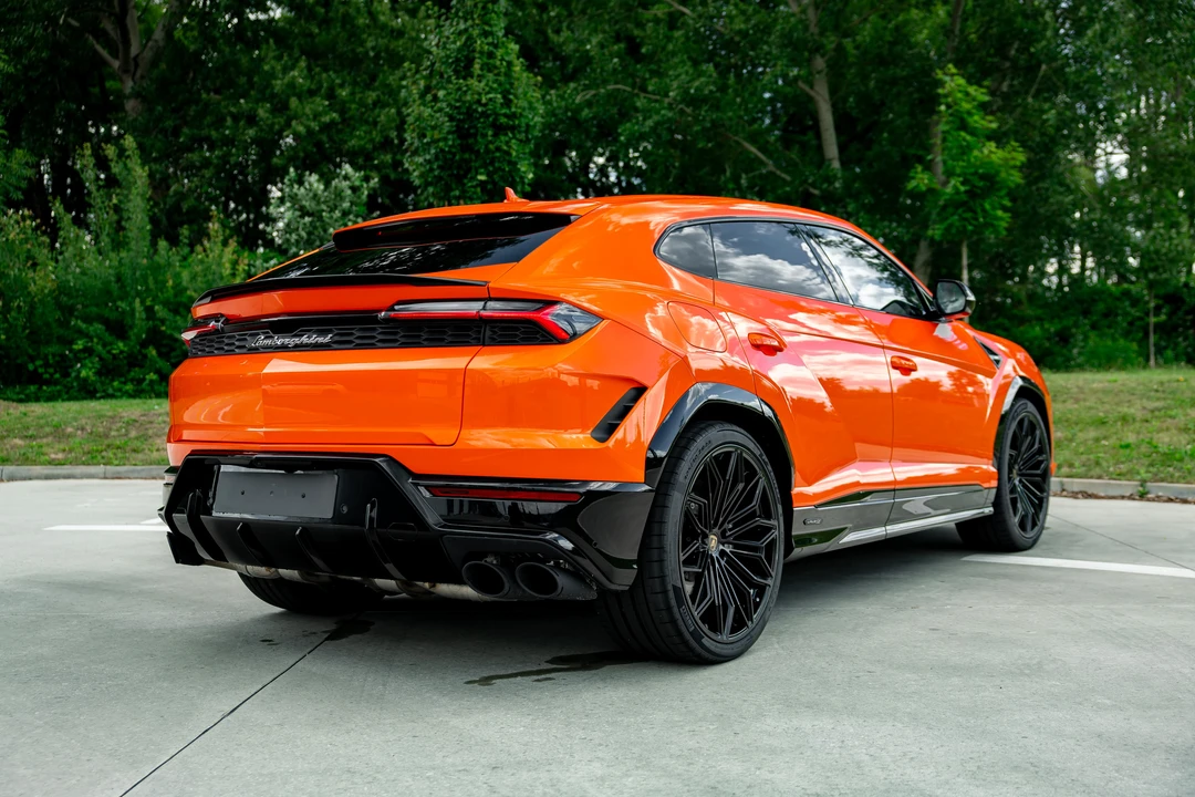 2026 Lamborghini Urus SE - Image 7 of 31