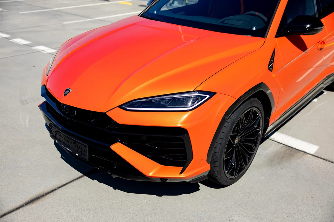 2026 Lamborghini Urus SE - Image 30 of 31
