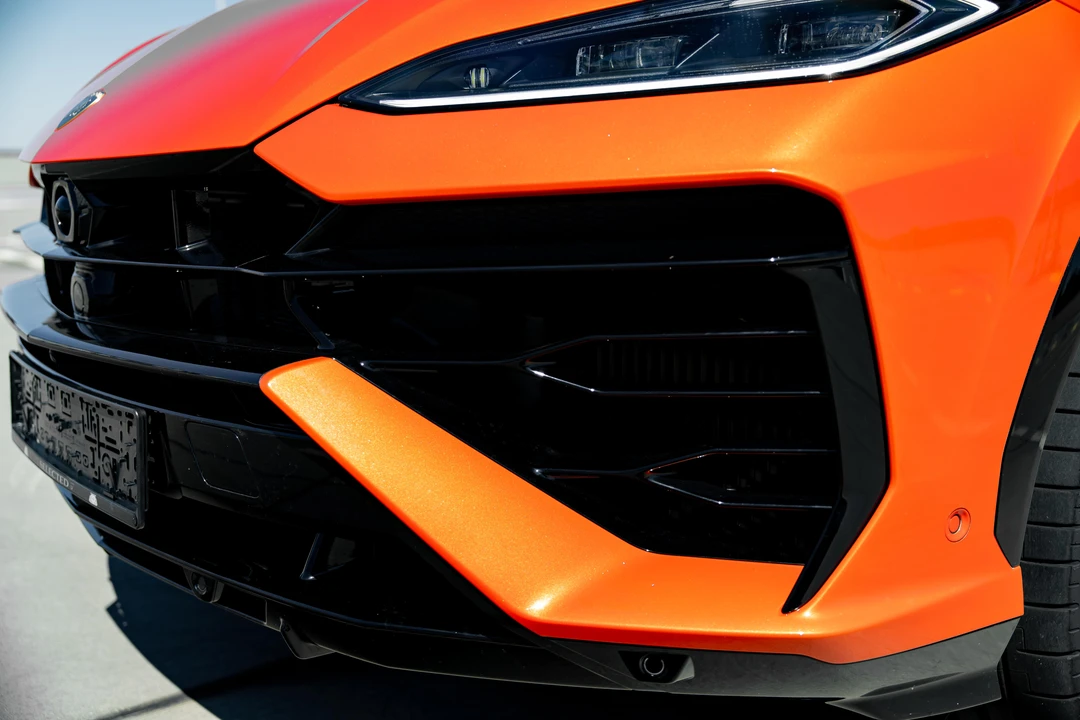 2026 Lamborghini Urus SE - Image 12 of 31