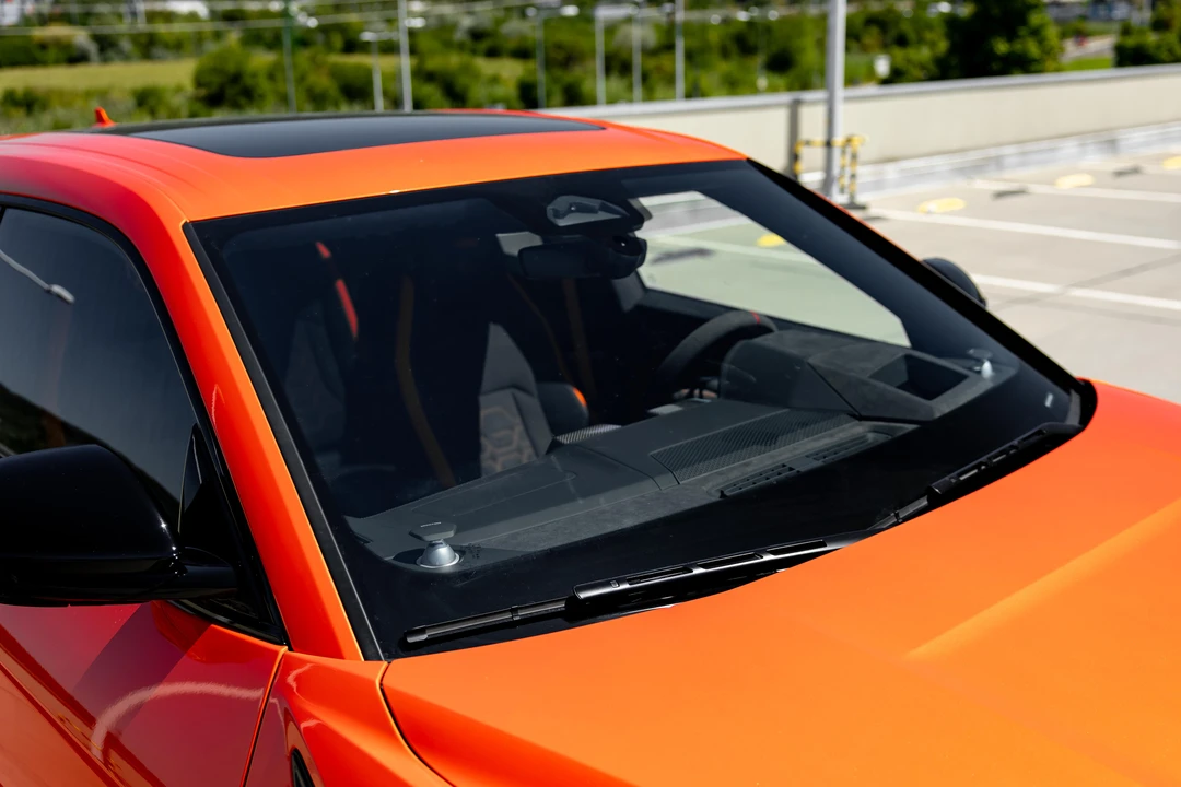 2026 Lamborghini Urus SE - Image 14 of 31