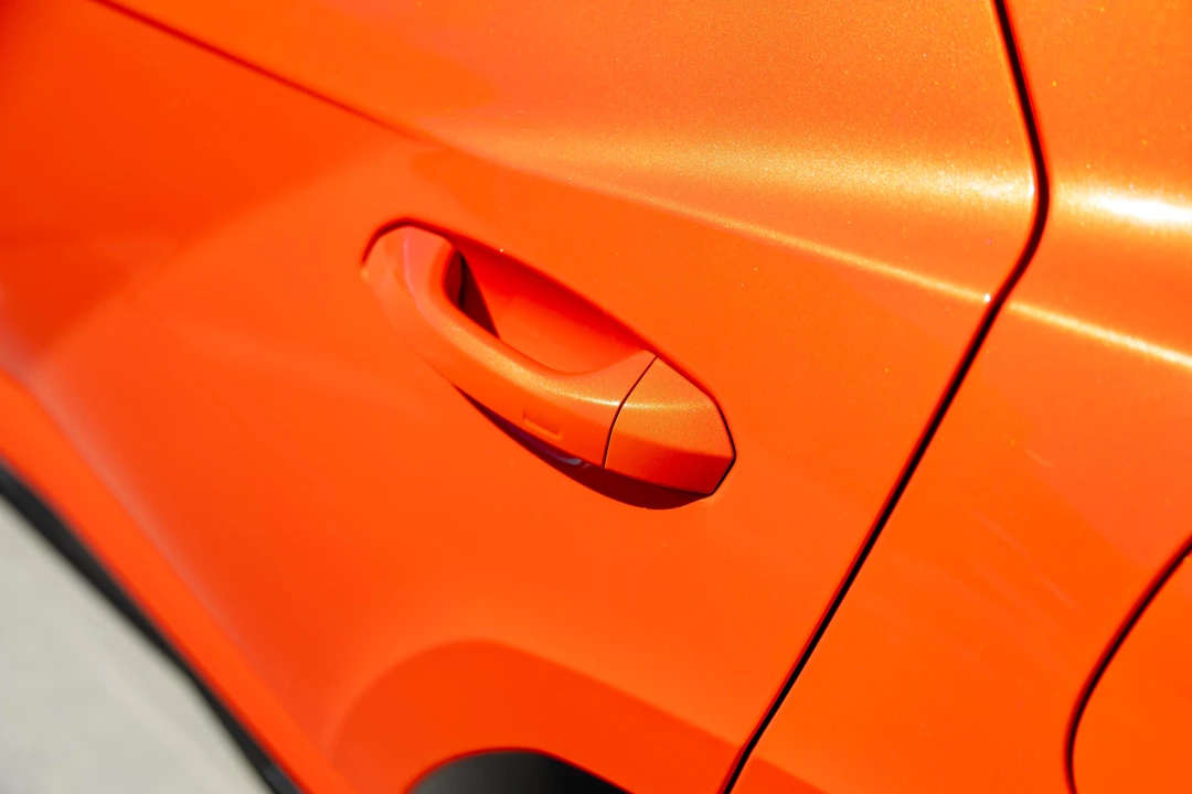 2026 Lamborghini Urus SE - Image 19 of 31