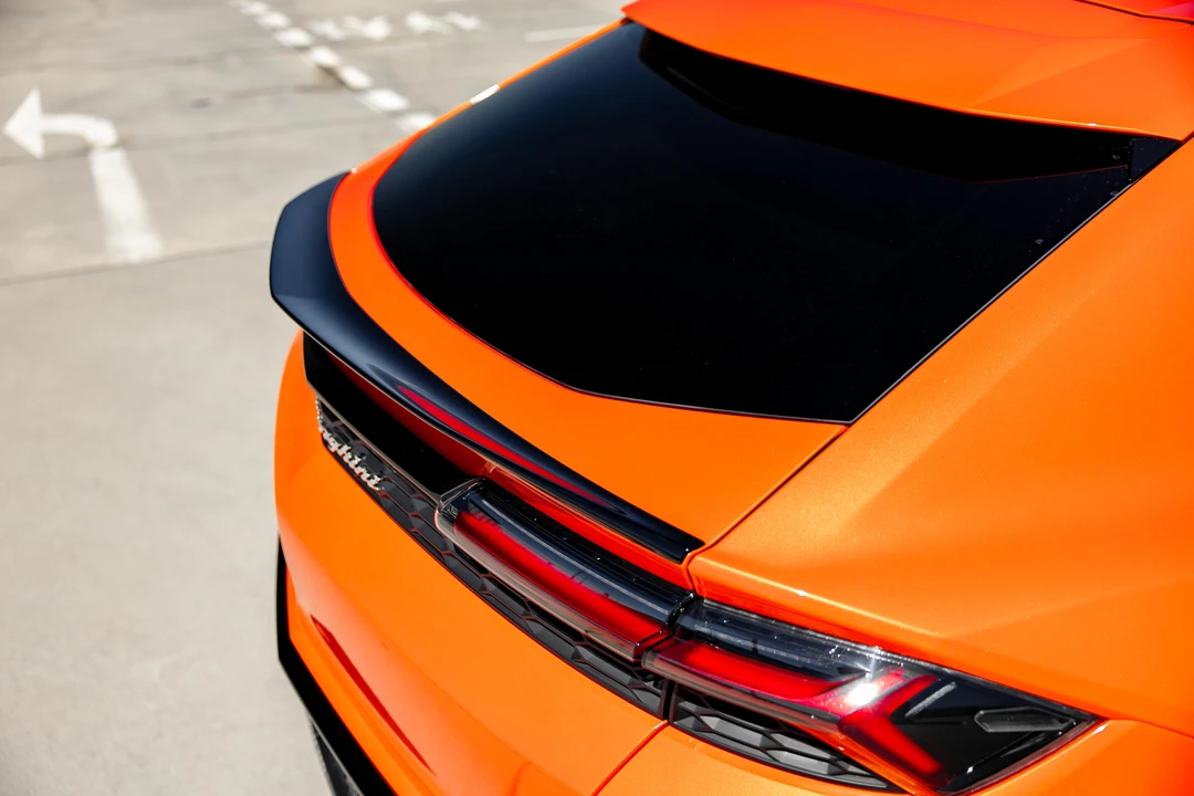 2026 Lamborghini Urus SE - Image 27 of 31