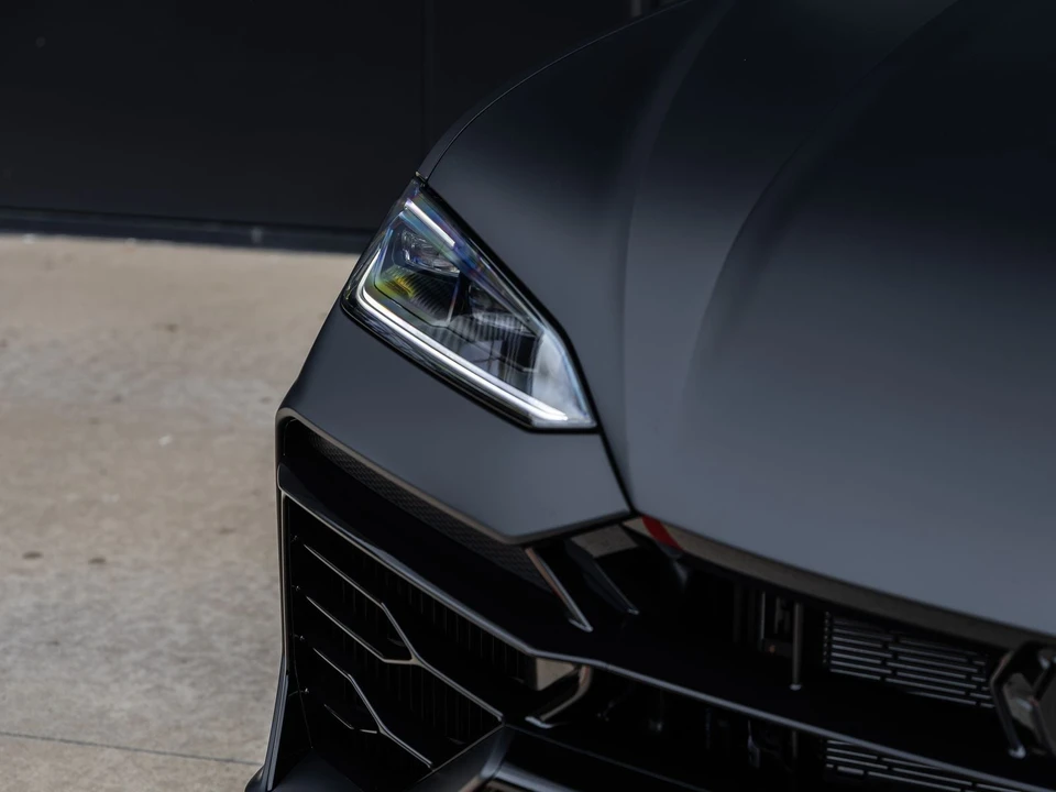 2026 Lamborghini Urus SE - Image 16 of 31