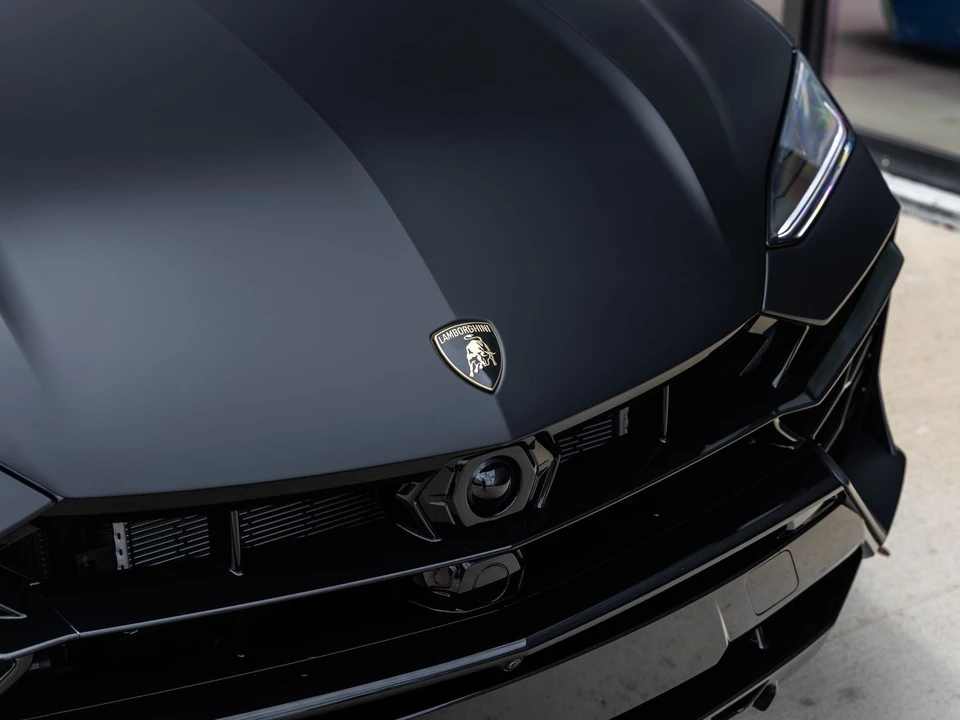 2026 Lamborghini Urus SE - Image 23 of 31