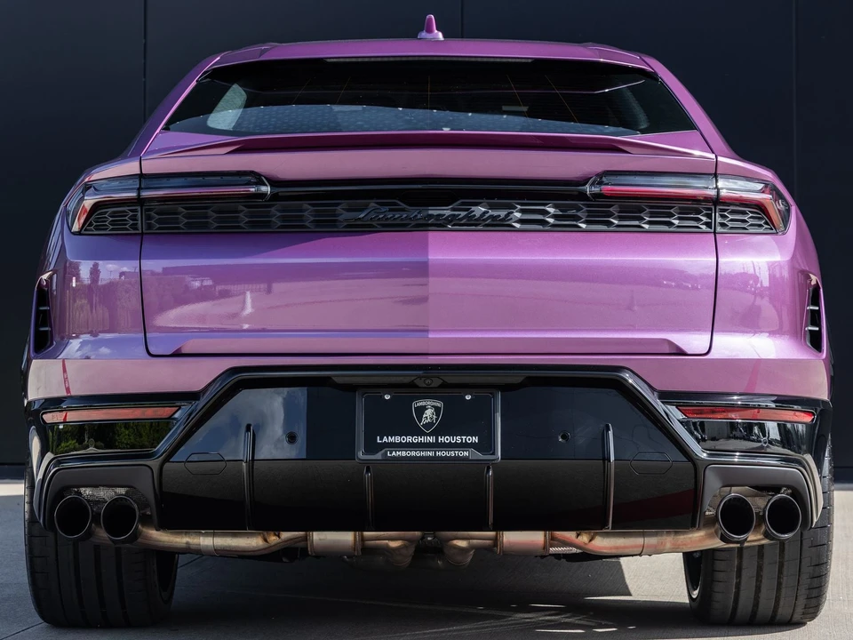 2026 Lamborghini Urus SE - Image 10 of 31
