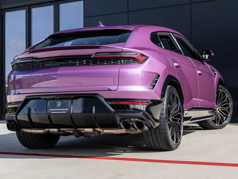 2026 Lamborghini Urus SE - Image 11 of 31