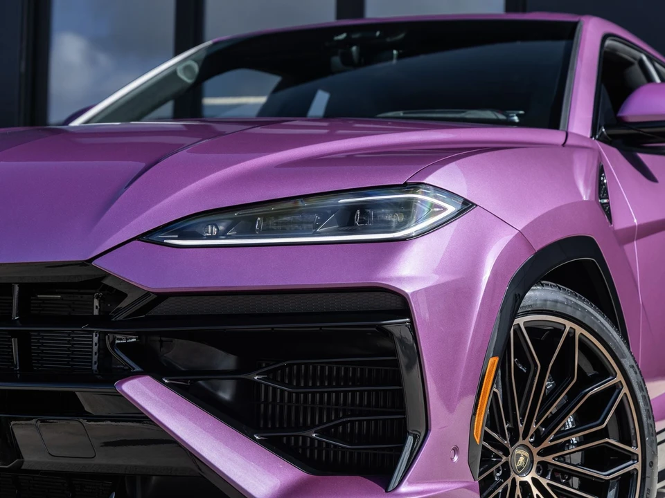 2026 Lamborghini Urus SE - Image 20 of 31