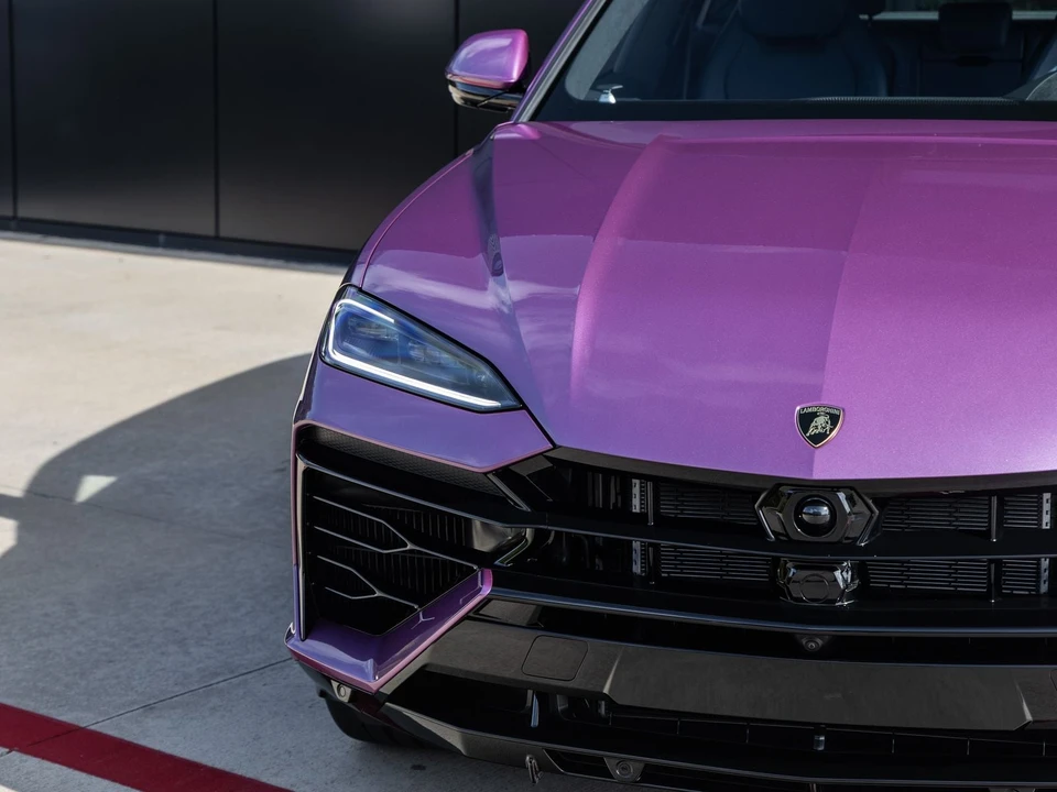 2026 Lamborghini Urus SE - Image 23 of 31
