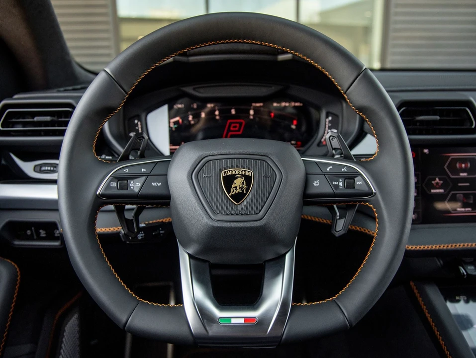 2026 Lamborghini Urus SE - Image 31 of 31