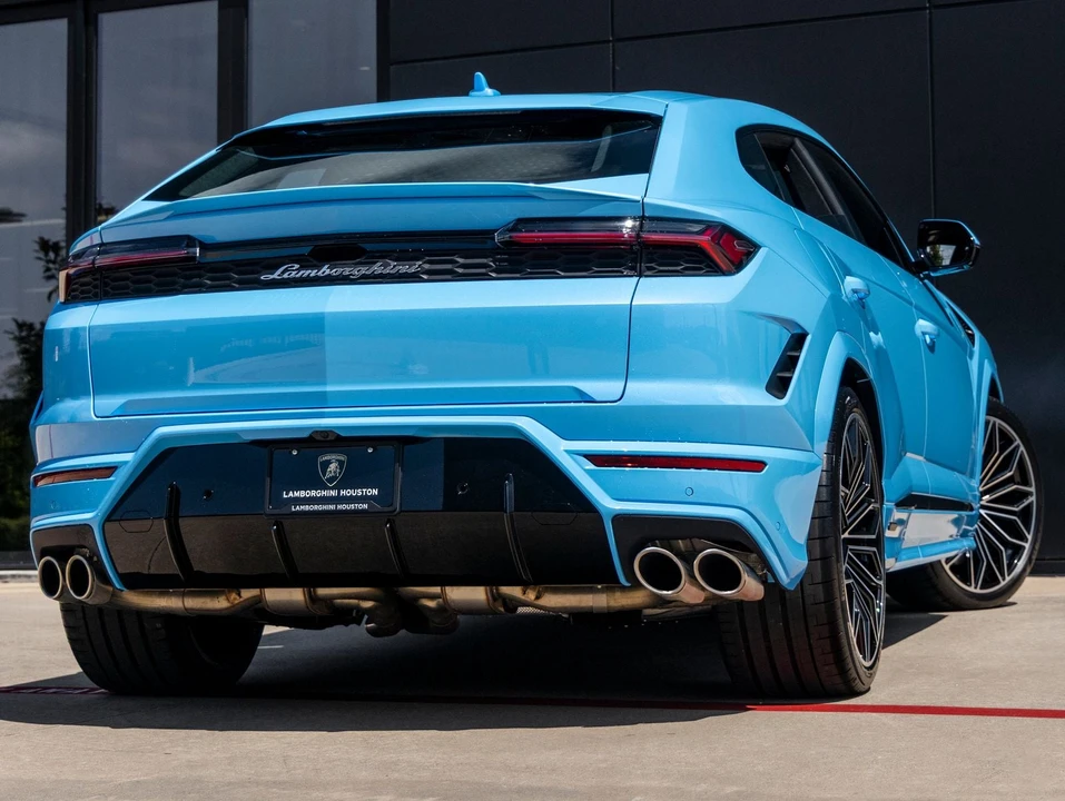 2026 Lamborghini Urus SE - Image 8 of 31