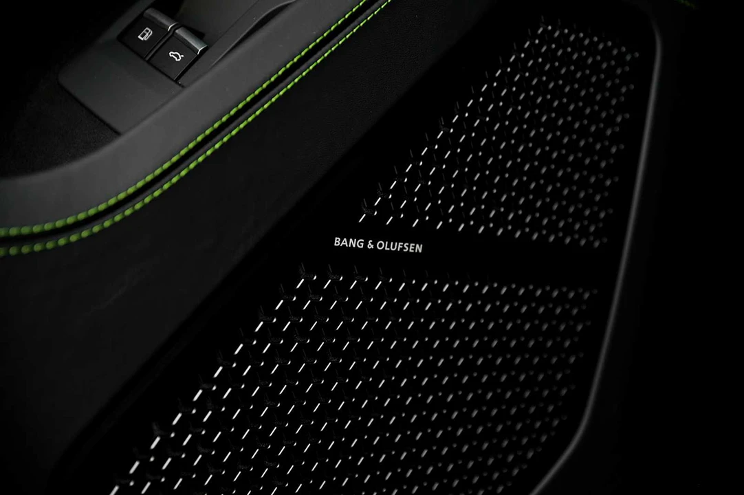 2026 Lamborghini Urus SE - Image 23 of 31