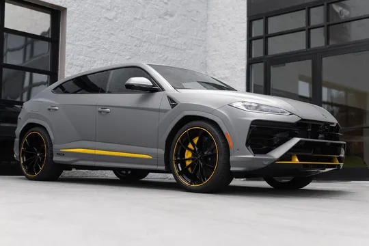 2026 Lamborghini Urus SE