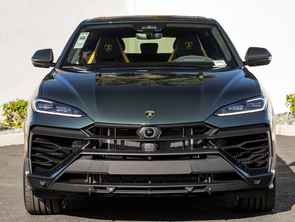 2026 Lamborghini Urus SE - Image 3 of 21