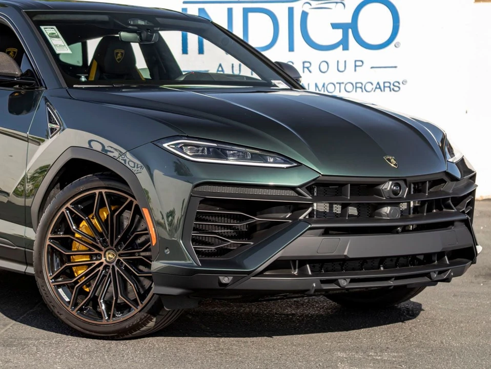 2026 Lamborghini Urus SE - Image 5 of 21