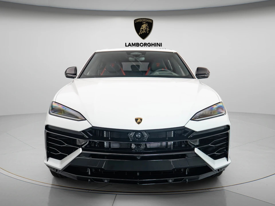 2026 Lamborghini Urus SE - Image 2 of 22