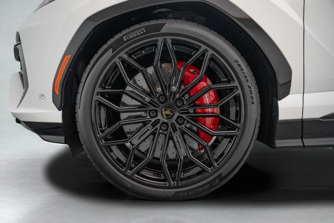 2026 Lamborghini Urus SE - Image 21 of 22
