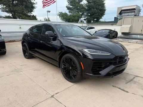 2026 Lamborghini Urus SE
