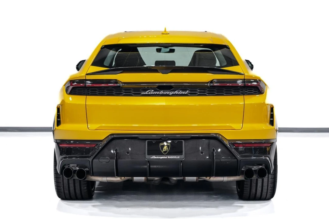2026 Lamborghini Urus SE - Image 7 of 31