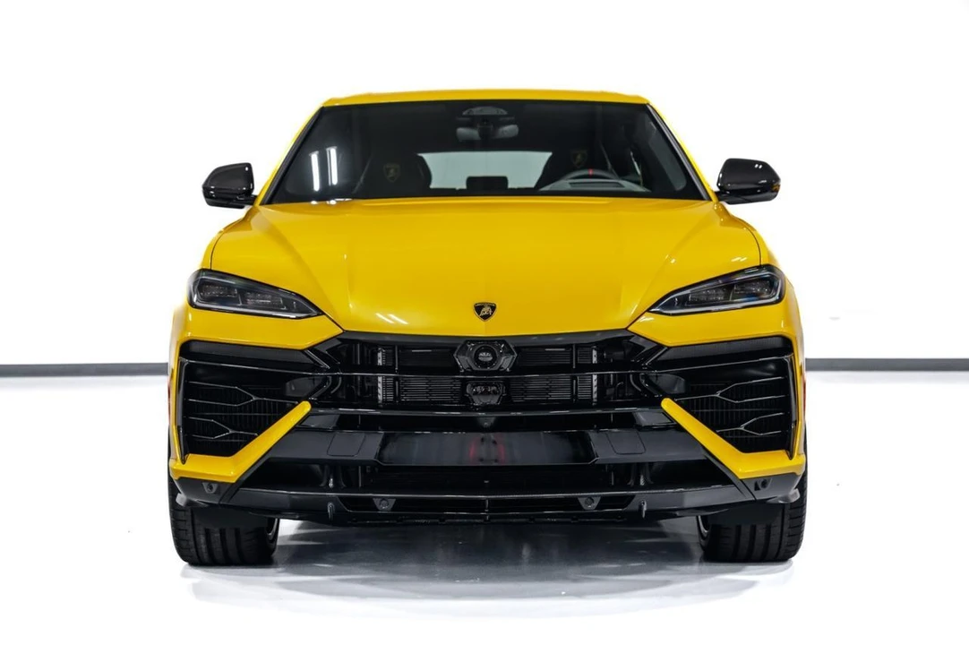 2026 Lamborghini Urus SE - Image 3 of 31