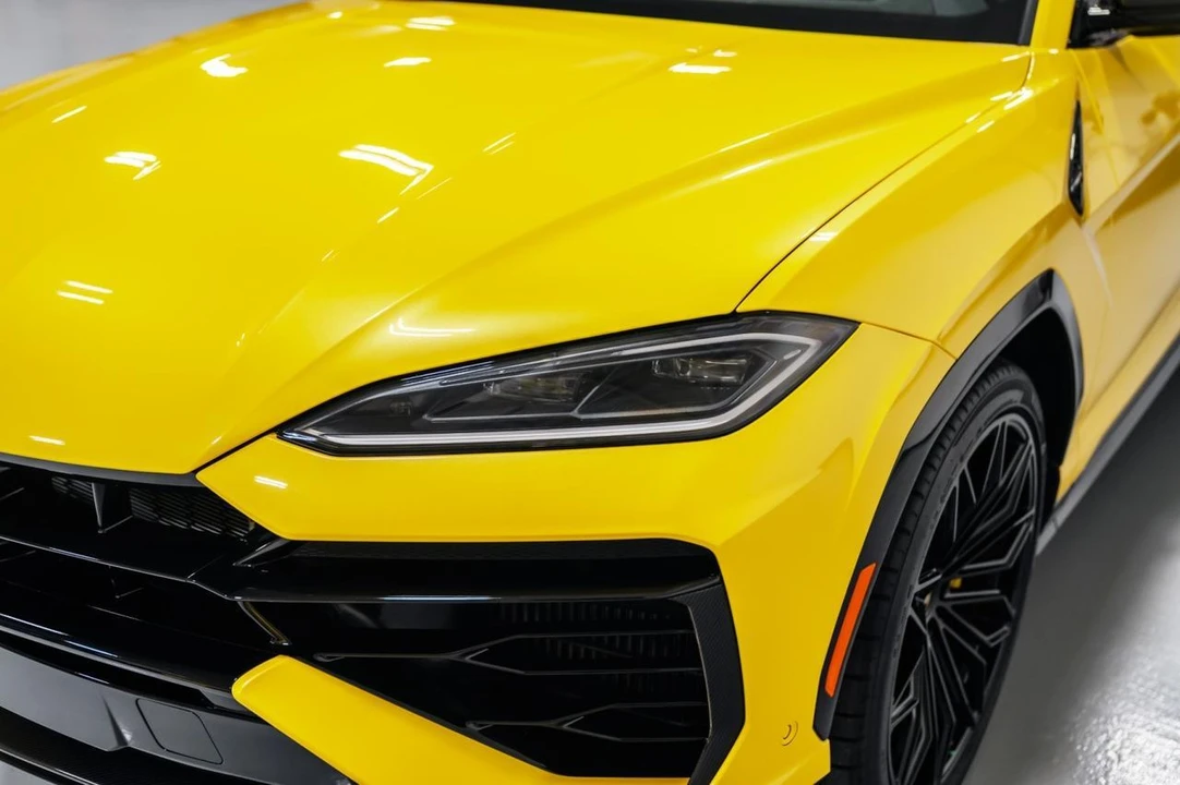 2026 Lamborghini Urus SE - Image 16 of 31