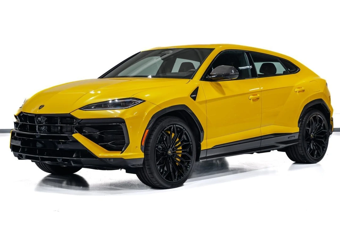 2026 Lamborghini Urus SE - Image 4 of 31