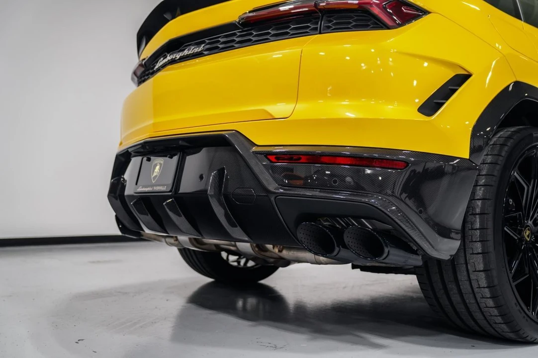 2026 Lamborghini Urus SE - Image 22 of 31
