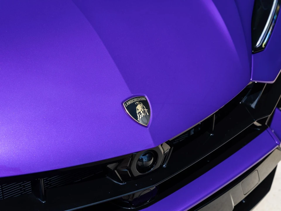 2026 Lamborghini Urus SE - Image 23 of 31