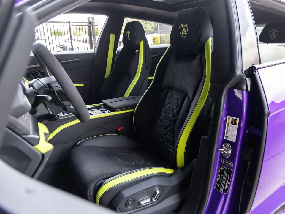 2026 Lamborghini Urus SE - Image 31 of 31