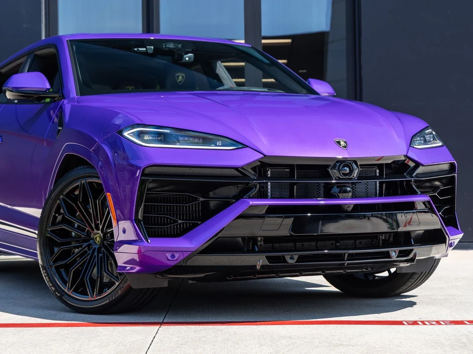 2026 Lamborghini Urus SE - Image 5 of 31