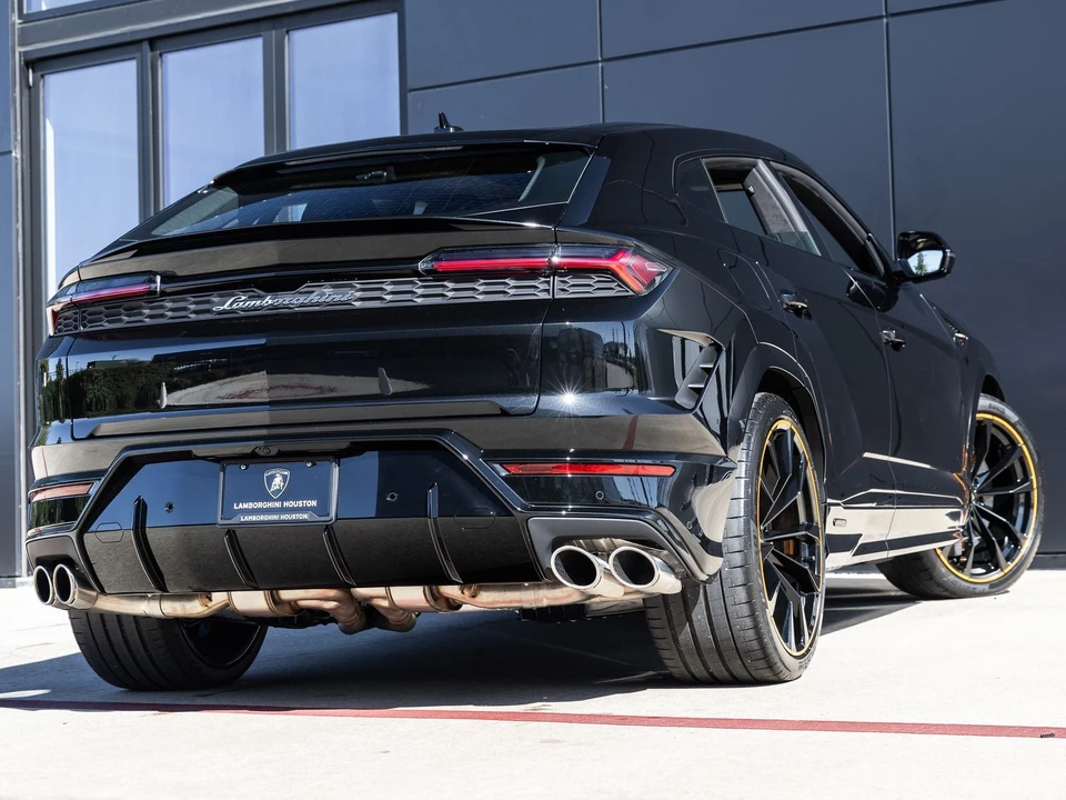 2026 Lamborghini Urus SE - Image 8 of 31