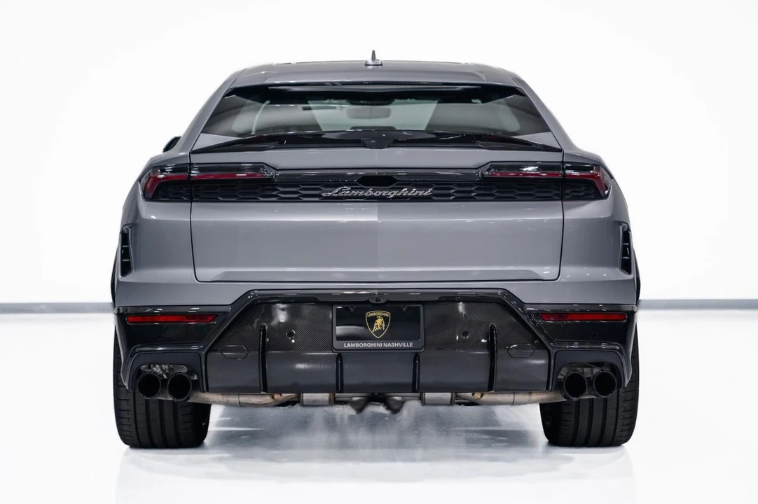 2026 Lamborghini Urus SE - Image 7 of 31